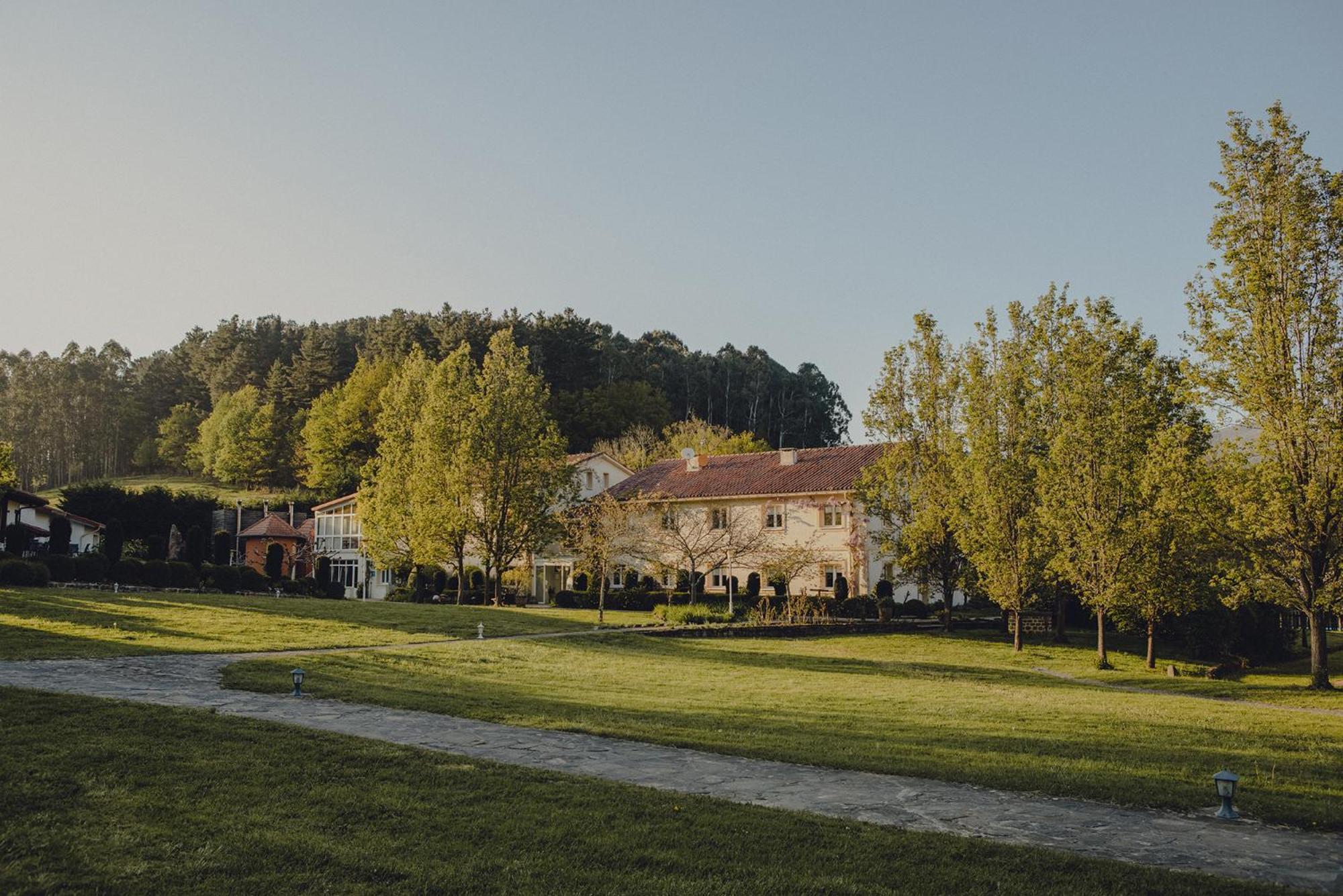 Amalurra Ecohotel & Retreat Center Laiseca Eksteriør billede